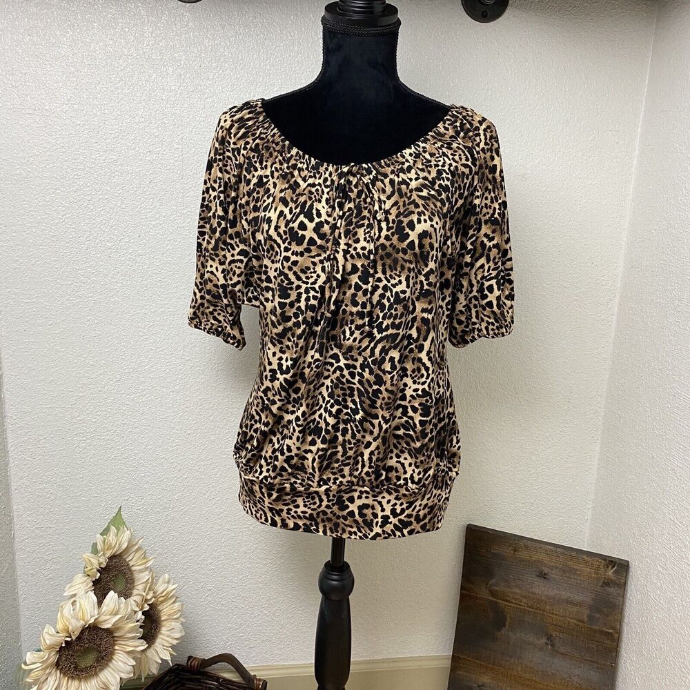 Relaxed Flowy Leopard Batwing Sleeve Blouse - Small